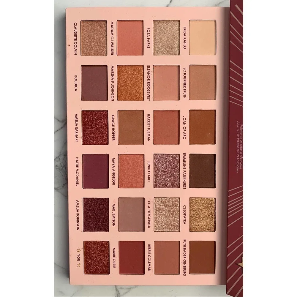 CIATÉ  I AM A Woman‎ Palette